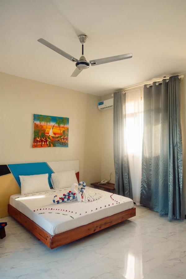 Ocean Breeze Hotel Nungwi Luaran gambar
