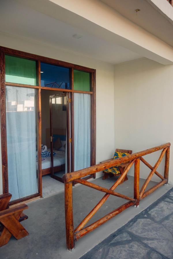 Ocean Breeze Hotel Nungwi Luaran gambar